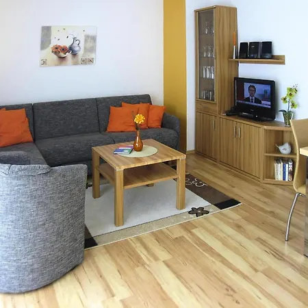 Apartment In With Community Pool *