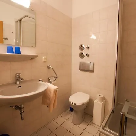 Apartment In With Community Pool