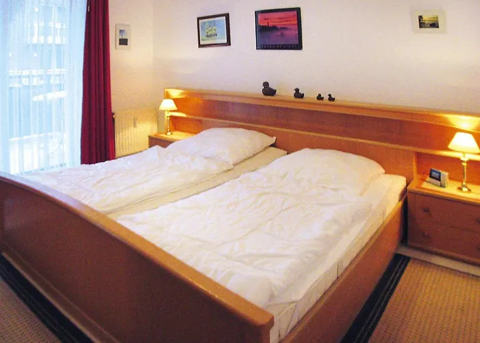 In With Community Pool Apartman *