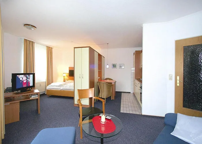 In With Community Pool Apartman